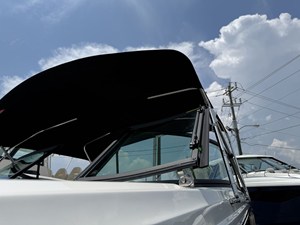 2026 Sea Ray SDX 230 Outboard 13