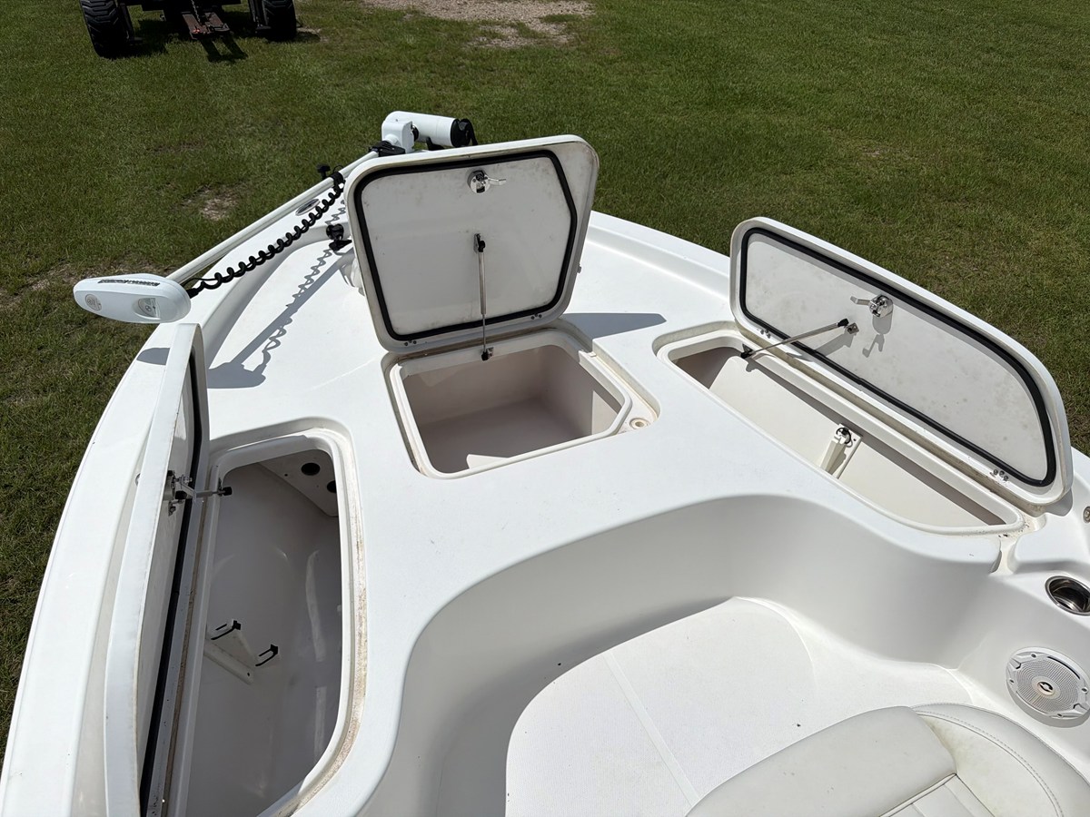 2018 Sea Hunt BX 22 BR 13