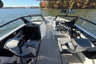 2026 Yamaha 222XE 12