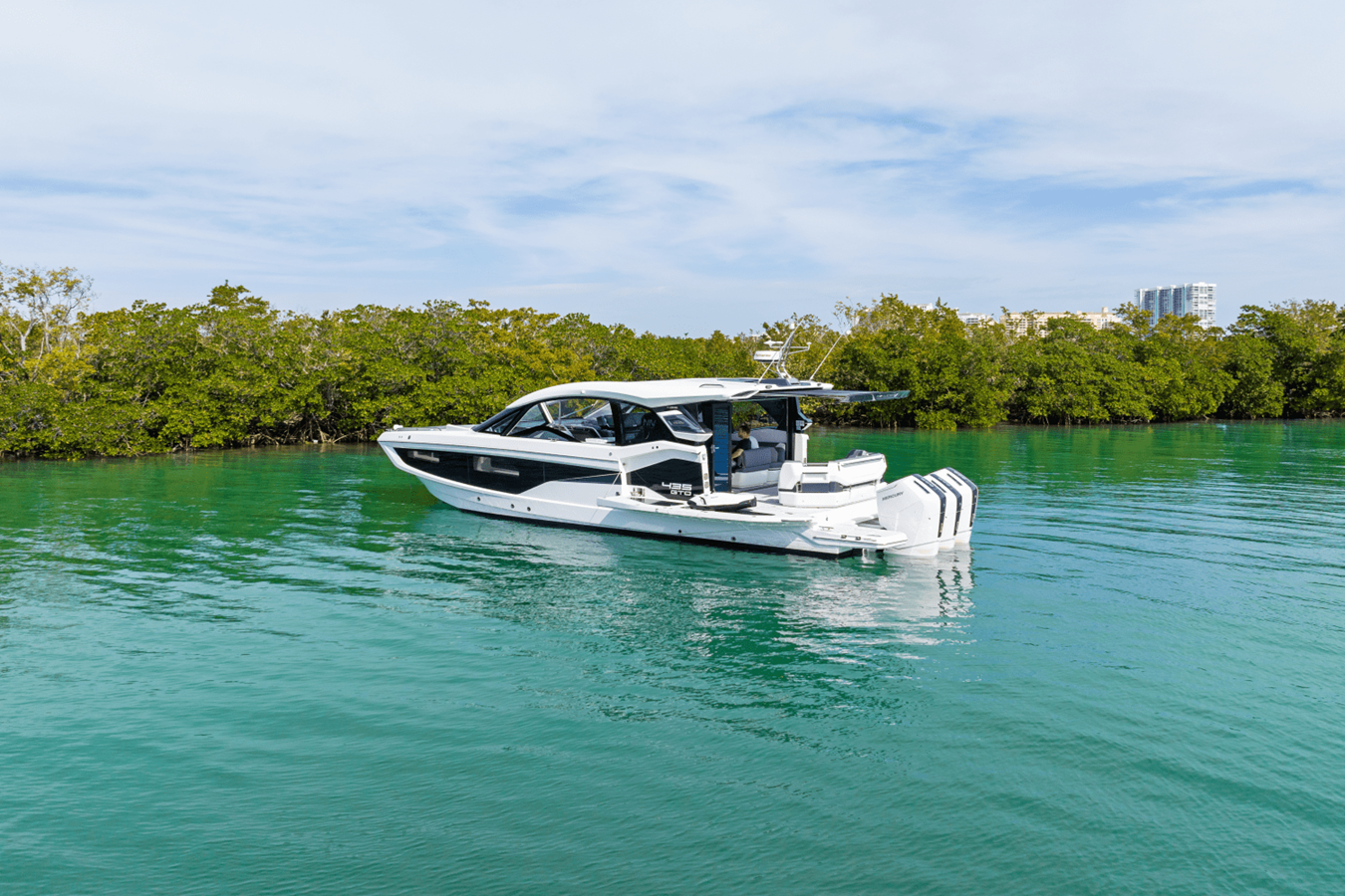 2027 Galeon 435 GTO 11