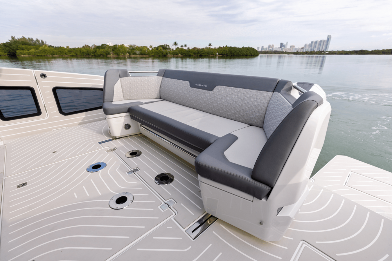 2027 Galeon 435 GTO 28