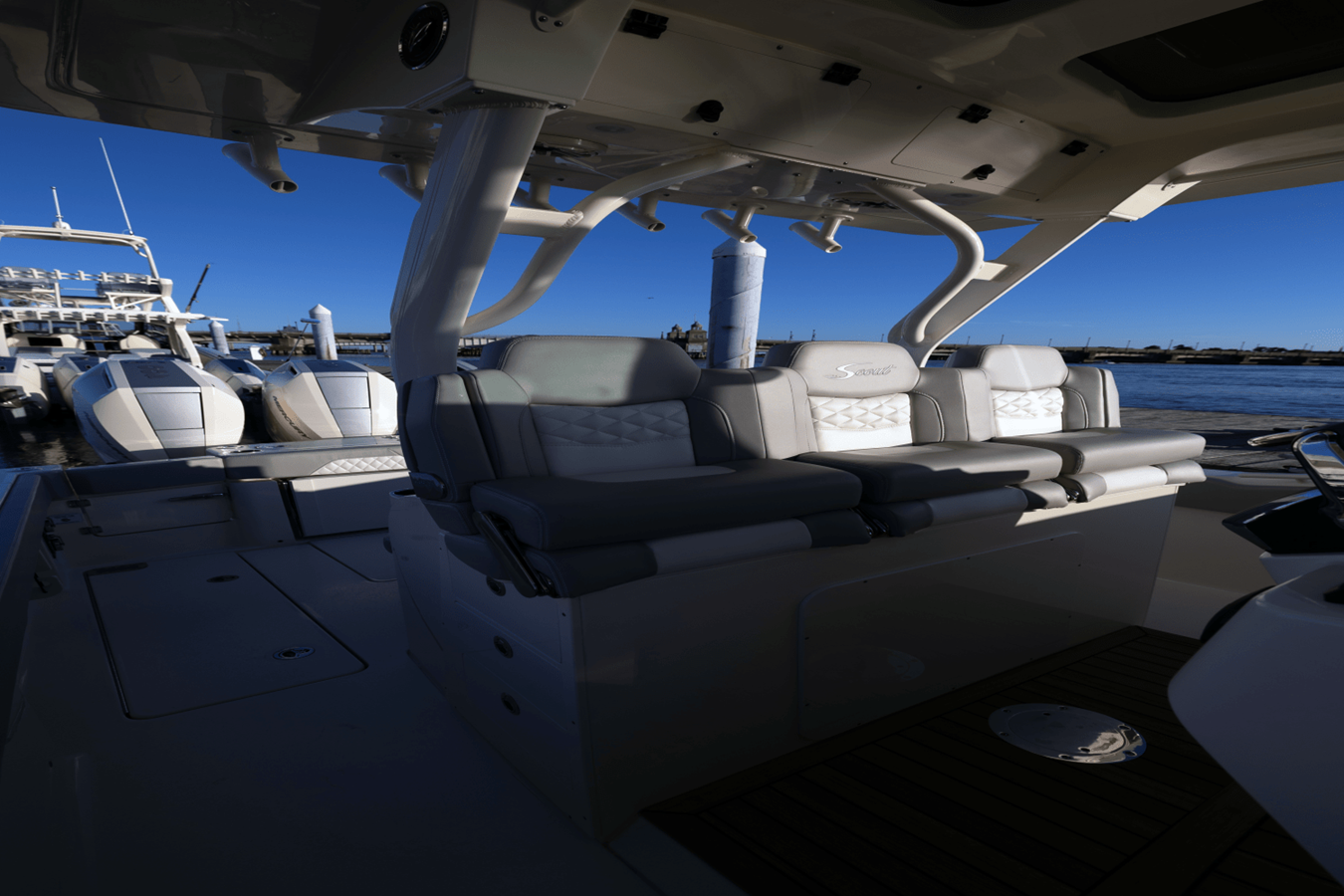 2027 Scout 357 LXF 31