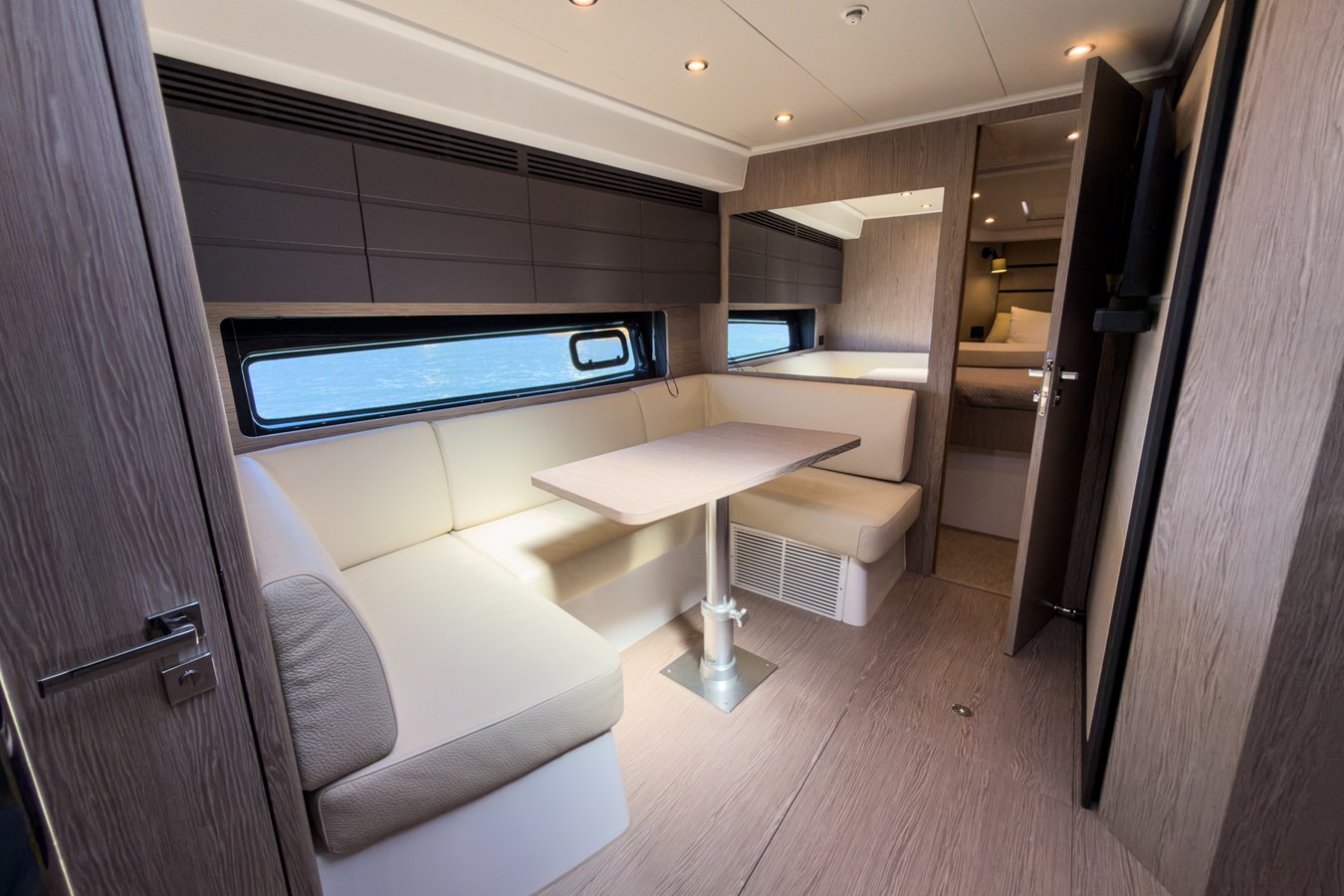 2027 Azimut A45 23