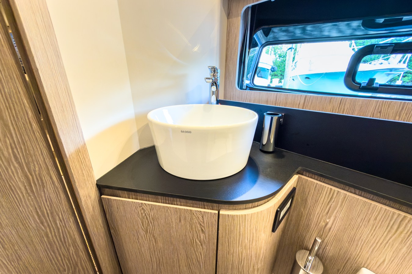 2027 Azimut A45 31