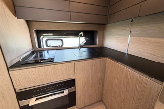 2027 Azimut A45 26