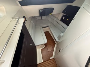 2027 Boston Whaler 350 Realm 18