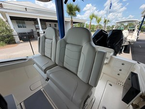 2027 Scout 305 LXF 16