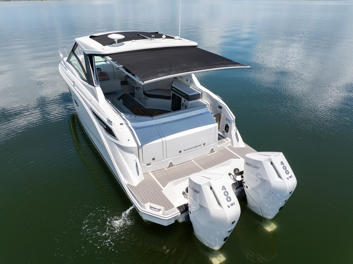 2027 Sea Ray Sundancer 320 Outboard 10