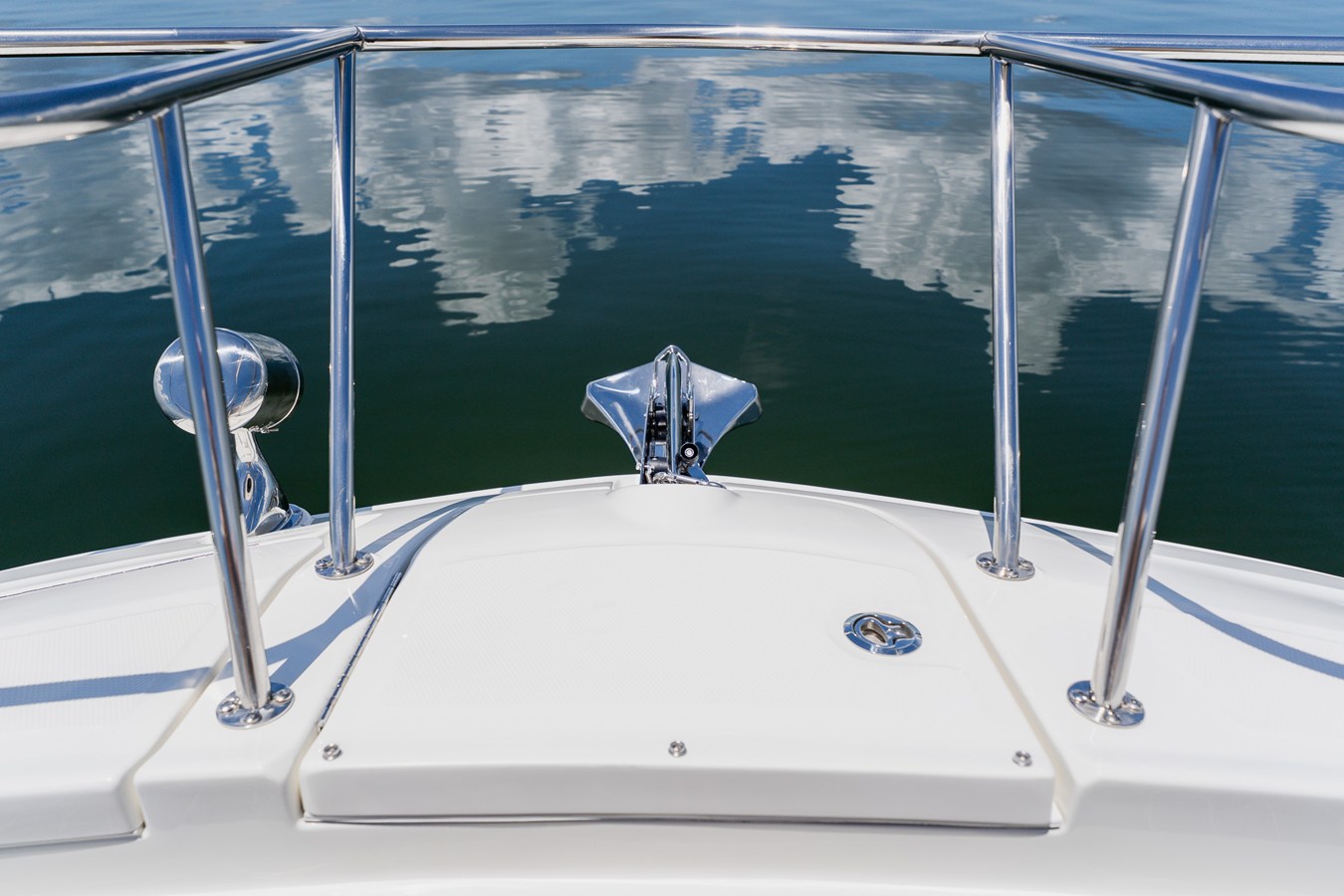 2027 Sea Ray Sundancer 320 Outboard 64