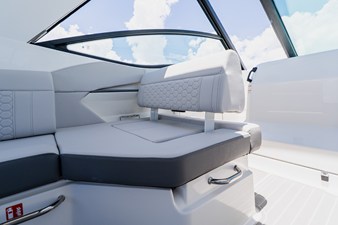 2027 Sea Ray Sundancer 320 Outboard 81