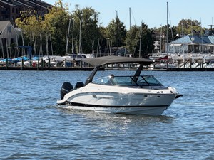 Sea Ray SLX 280 Outboard 1 2027 Sea Ray SLX 280 Outboard 2