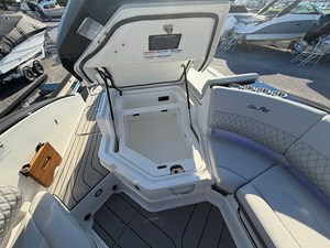 2027 Sea Ray SLX 280 Outboard 15