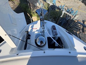 2027 Sea Ray SLX 280 Outboard 41