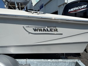 Boston Whaler 160 Super Sport 8 2027 Boston Whaler 160 Super Sport 9