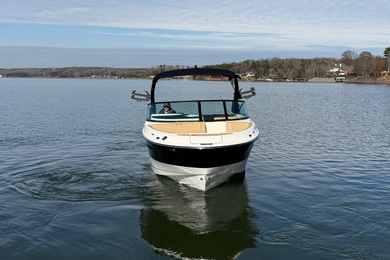2026 Sea Ray SDX 250 Surf 3