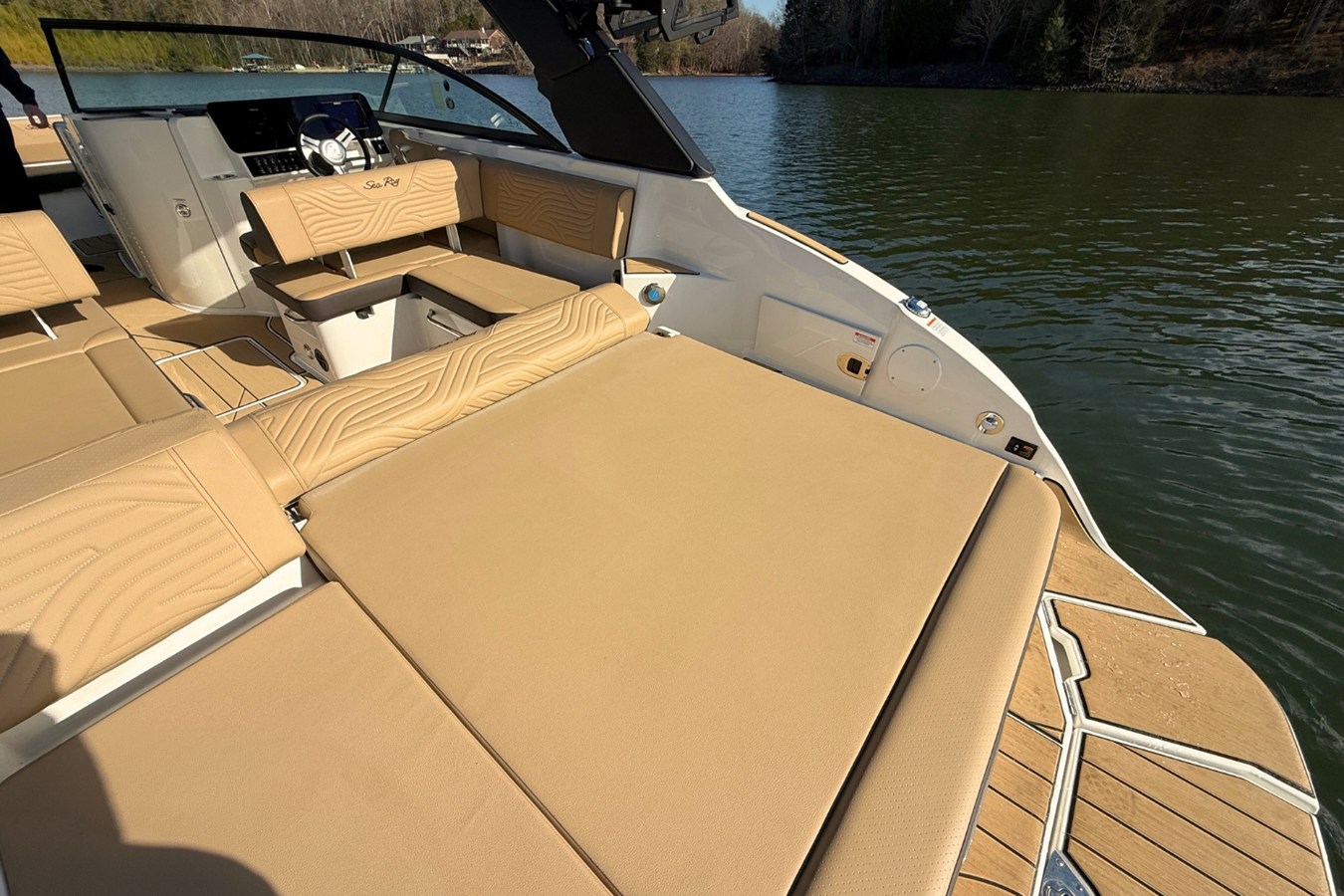 2026 Sea Ray SDX 250 Surf 7