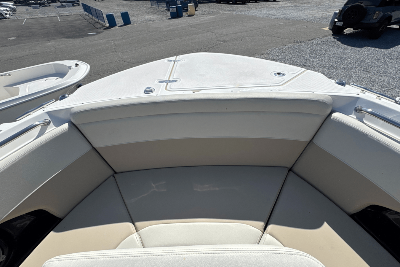 2026 Boston Whaler 240 Vantage 32