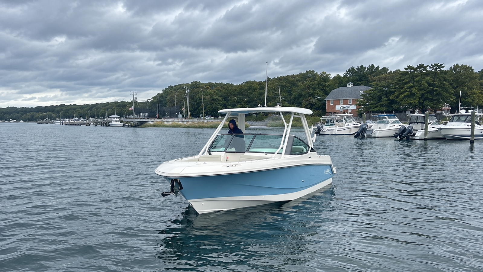 2026 Boston Whaler 240 Vantage 37