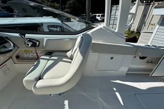 2026 Boston Whaler 240 Vantage 14