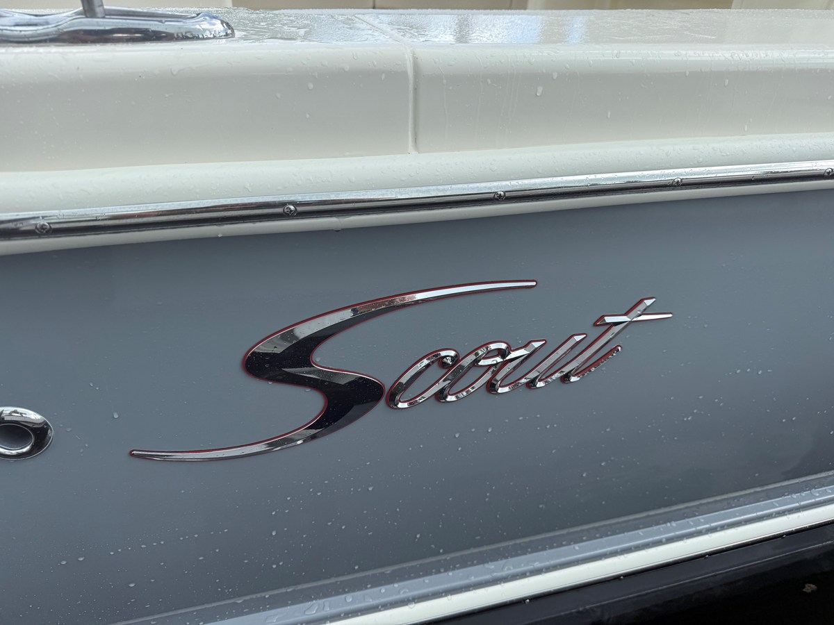 2027 Scout 330 LXF 19
