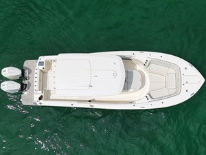 2027 Scout 330 LXF 9