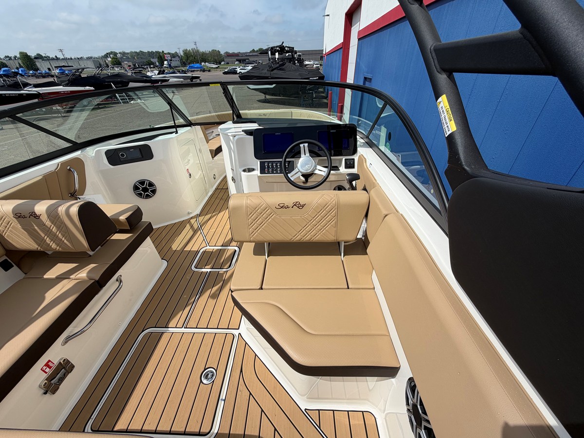 2026 Sea Ray SDX 230 Surf 28