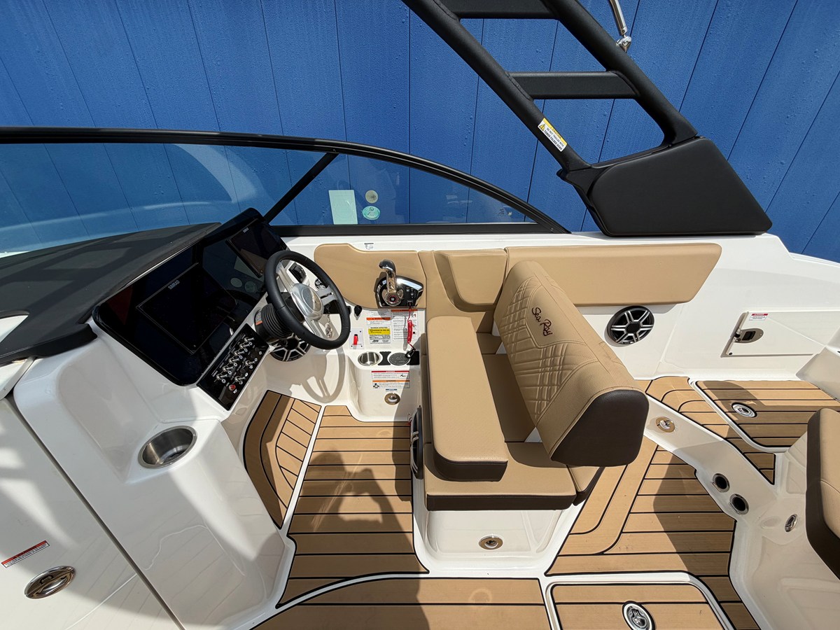 2026 Sea Ray SDX 230 Surf 30