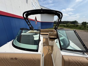 2026 Sea Ray SDX 230 Surf 39
