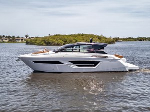 Cruisers Yachts 46 Cantius 0 2026 Cruisers Yachts 46 Cantius 1