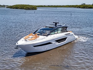 Cruisers Yachts 46 Cantius 4 2026 Cruisers Yachts 46 Cantius 5