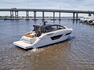 Cruisers Yachts 46 Cantius 13 2026 Cruisers Yachts 46 Cantius 14
