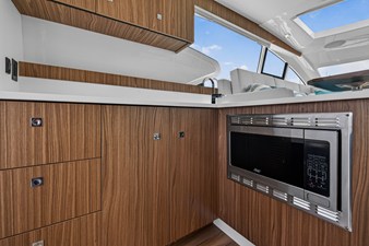 Cruisers Yachts 46 Cantius 16 2026 Cruisers Yachts 46 Cantius 17