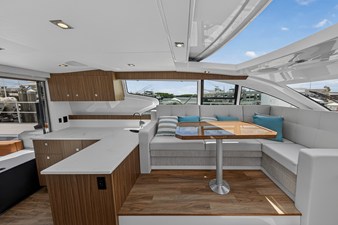 Cruisers Yachts 46 Cantius 31 2026 Cruisers Yachts 46 Cantius 32