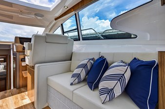 Cruisers Yachts 46 Cantius 33 2026 Cruisers Yachts 46 Cantius 34