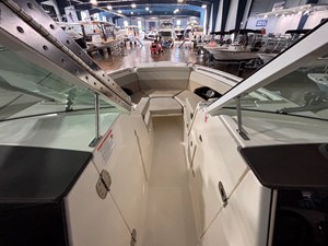 2027 Boston Whaler 280 Vantage 23