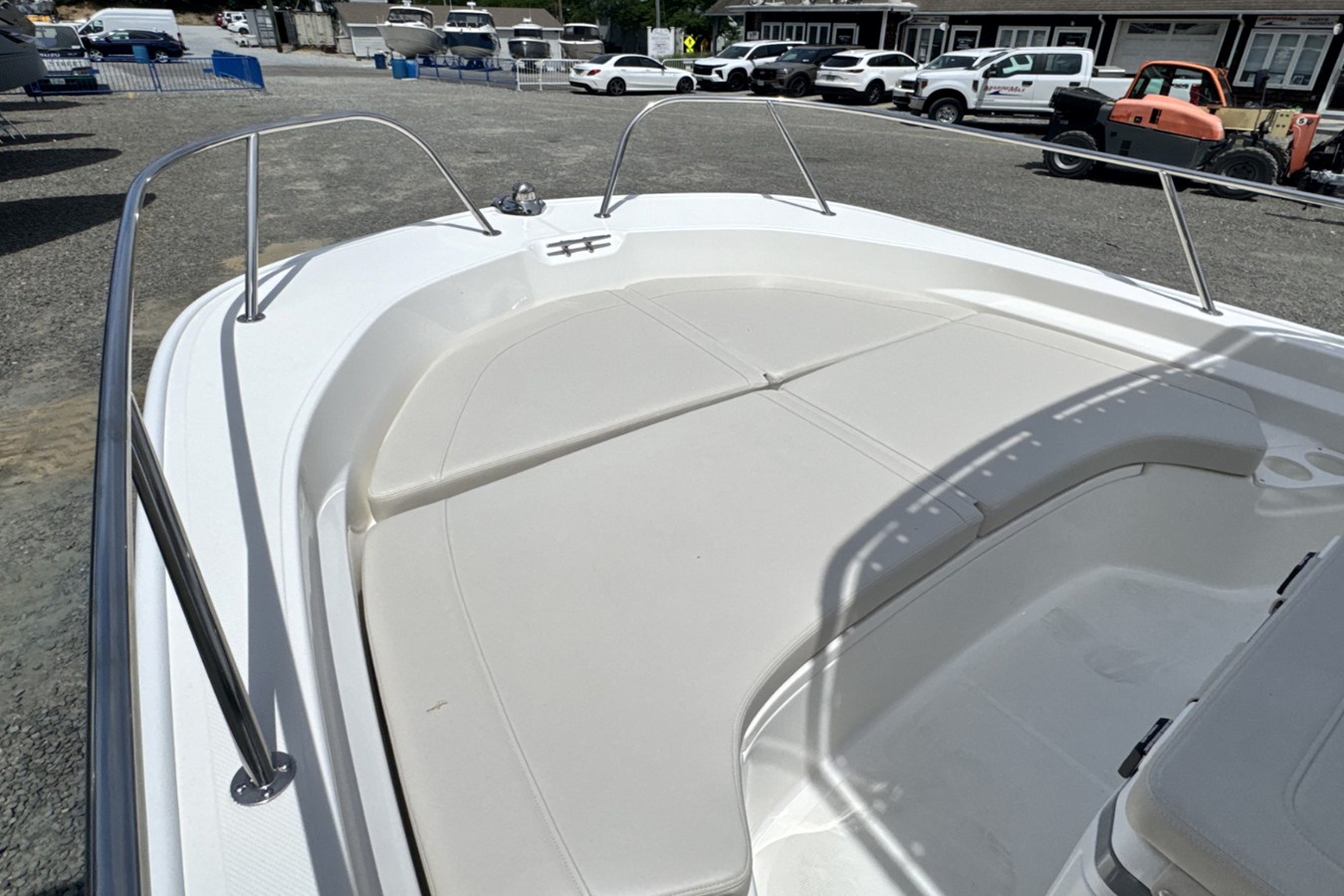 2026 Boston Whaler 190 Montauk 24