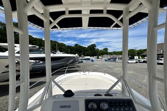 2026 Boston Whaler 190 Montauk 15