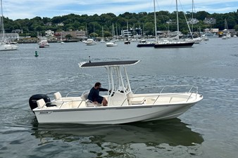 2026 Boston Whaler 190 Montauk 26