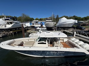 Boston Whaler 380 OUTRAGE 1 2021 Boston Whaler 380 OUTRAGE 2