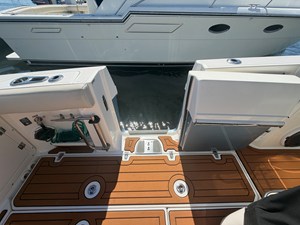 Boston Whaler 380 OUTRAGE 16 2021 Boston Whaler 380 OUTRAGE 17
