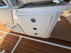 Boston Whaler 380 OUTRAGE 37 2021 Boston Whaler 380 OUTRAGE 38