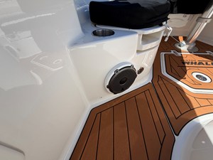 Boston Whaler 380 OUTRAGE 42 2021 Boston Whaler 380 OUTRAGE 43