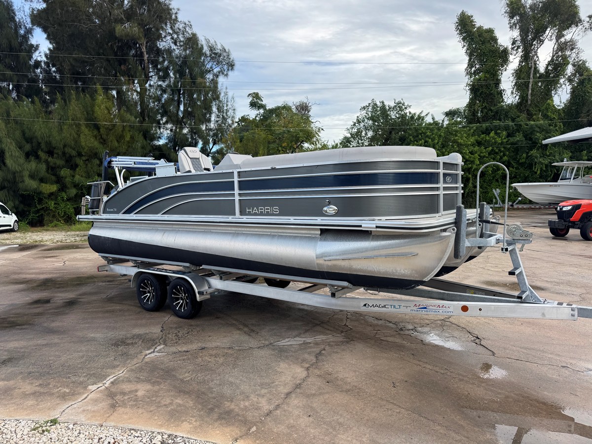 2022 Harris Sunliner 230 1