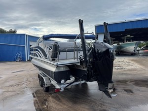 Harris Sunliner 230 2 2022 Harris Sunliner 230 3