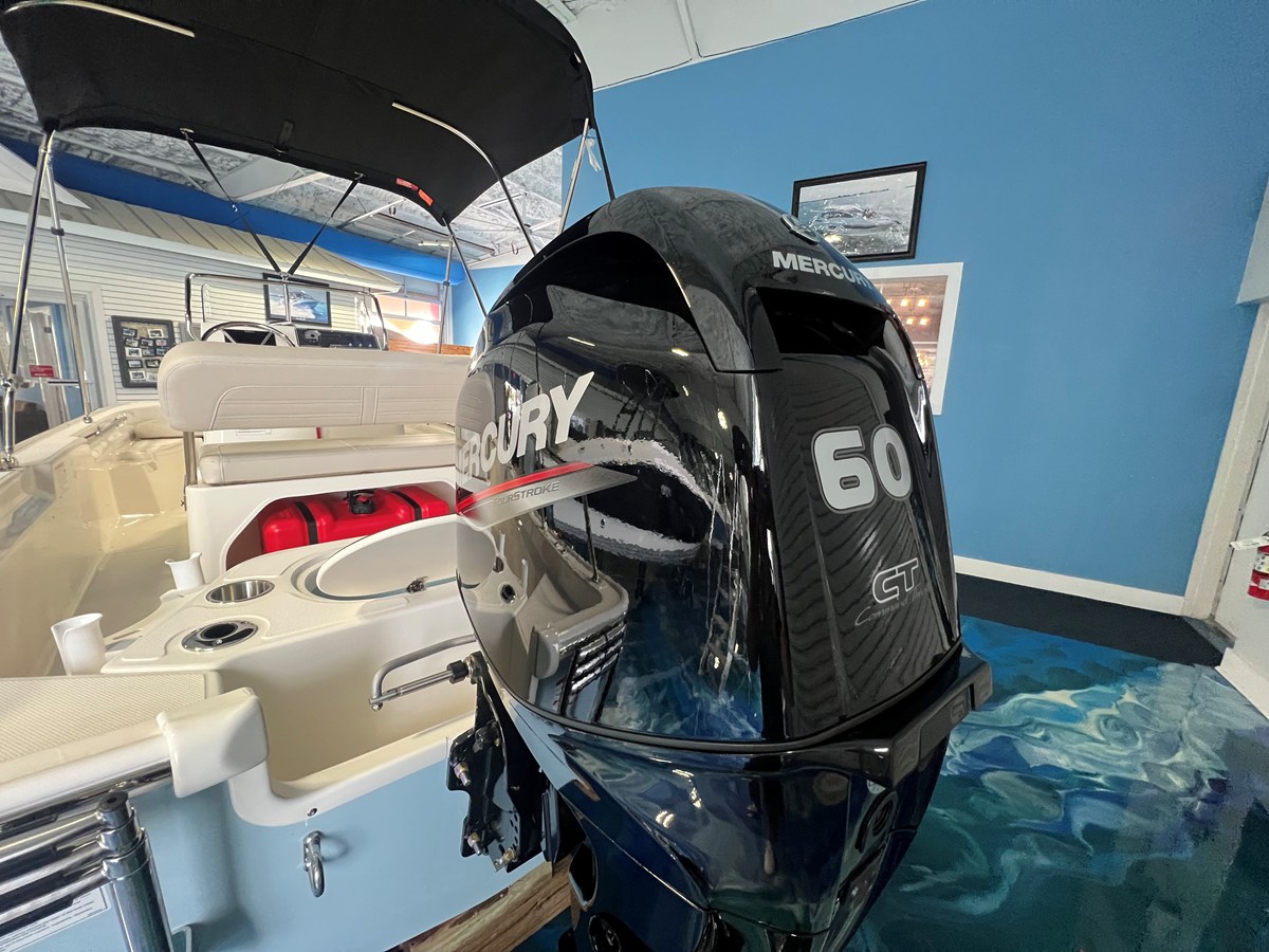 2026 Boston Whaler 150 Montauk 30