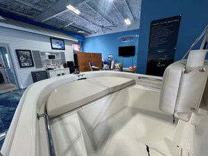 2026 Boston Whaler 150 Montauk 11