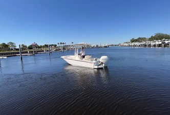 Boston Whaler 190 Montauk 5 2027 Boston Whaler 190 Montauk 6