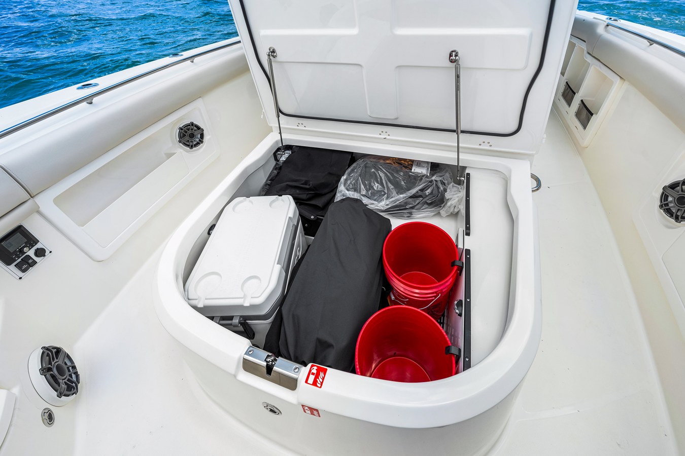 2026 Boston Whaler 380 Outrage 22
