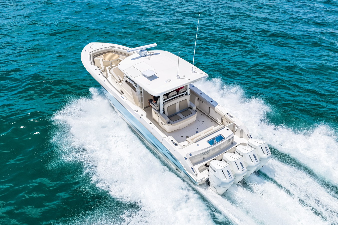 2026 Boston Whaler 380 Outrage 33