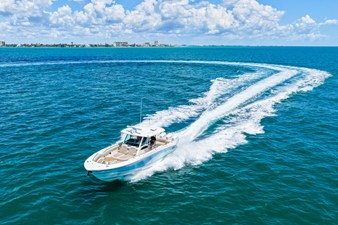 Boston Whaler 380 Outrage 29 2026 Boston Whaler 380 Outrage 30